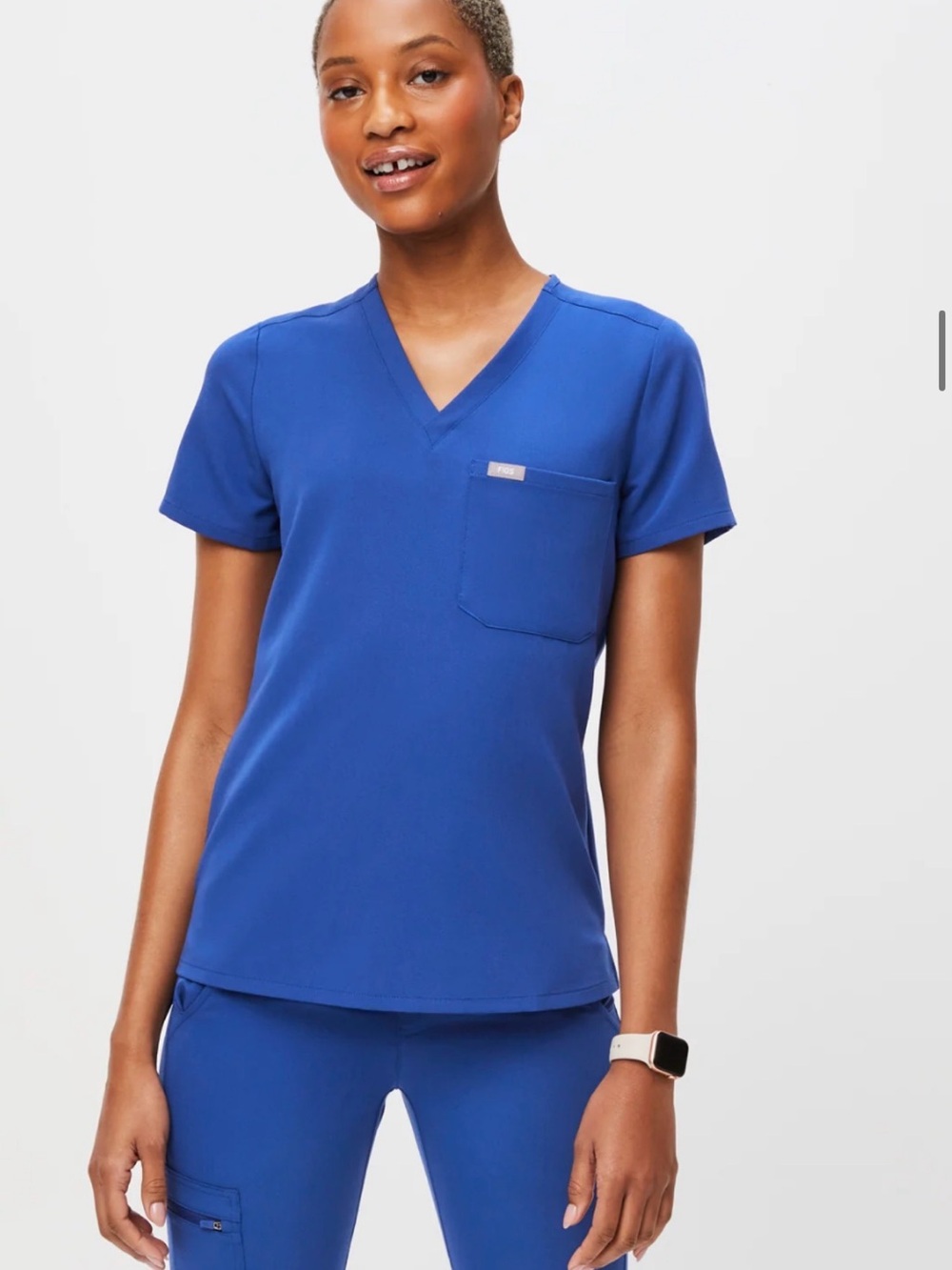 FIGS CATARINA V-Neck Short Sleeve Scrub Top in Royal Blue